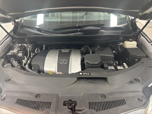 Photo of 2018 Atomic Silver Lexus RX 350