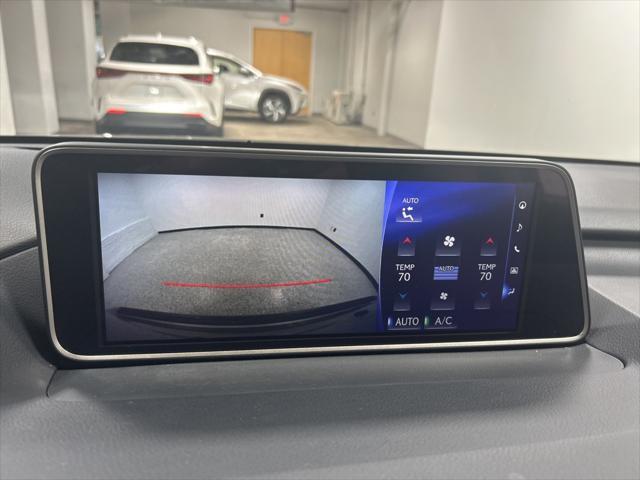 Photo of 2018 Atomic Silver Lexus RX 350