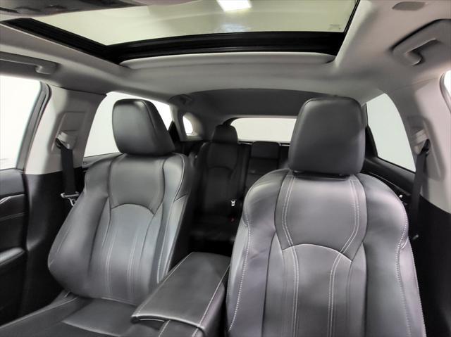 Photo of 2018 Atomic Silver Lexus RX 350