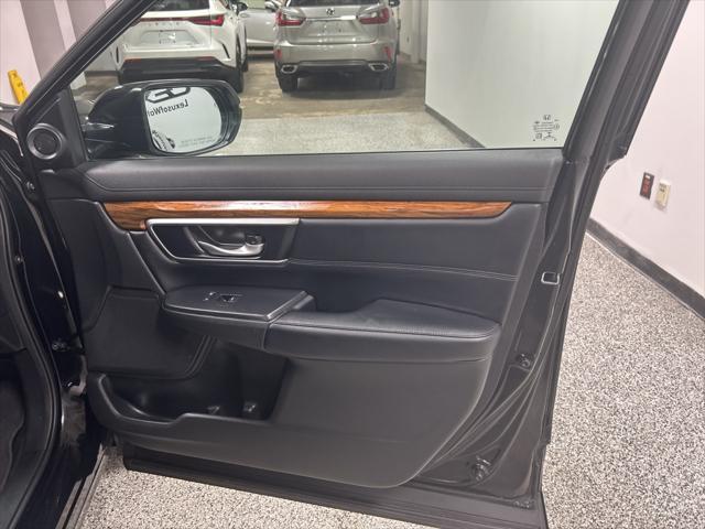 Photo of 2019 Crystal Black Pearl Honda CR-V