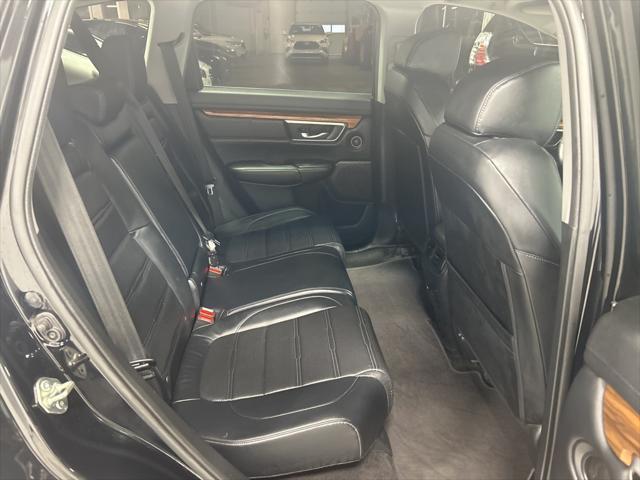 Photo of 2019 Crystal Black Pearl Honda CR-V