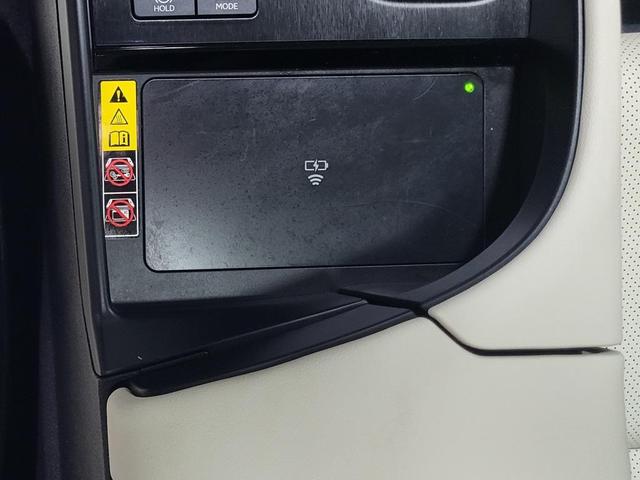 Photo of 2025 Cloudburst Gray Lexus ES 300h