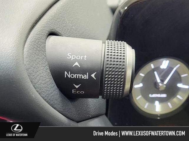 Photo of 2025 Cloudburst Gray Lexus ES 300h