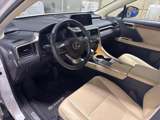 Photo of 2022 Eminent White Pearl Lexus RX 350