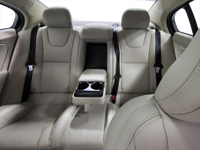 Photo of 2012 Flamenco Red Metallic Volvo S60