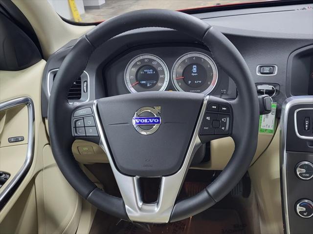 Photo of 2012 Flamenco Red Metallic Volvo S60