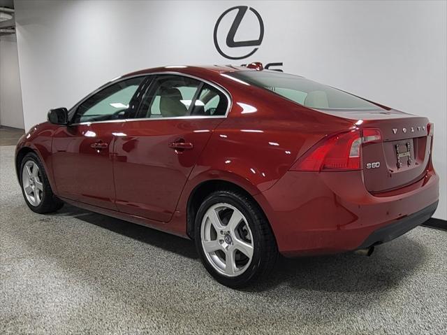 Photo of 2012 Flamenco Red Metallic Volvo S60