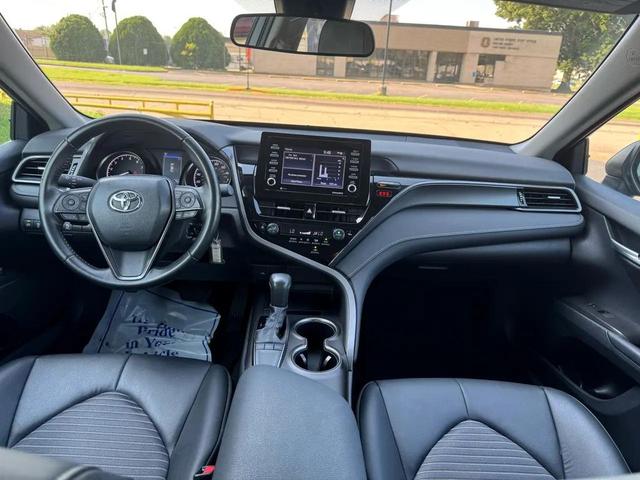 Photo of 2024 Midnight Black Metallic Toyota Camry
