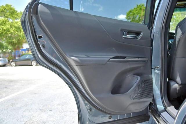 Photo of 2021 Gray Toyota Venza