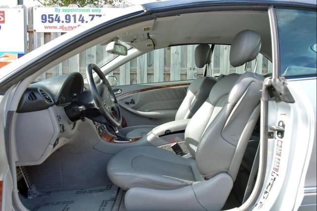 Photo of 2006 Silver Mercedes-Benz CLK-Class