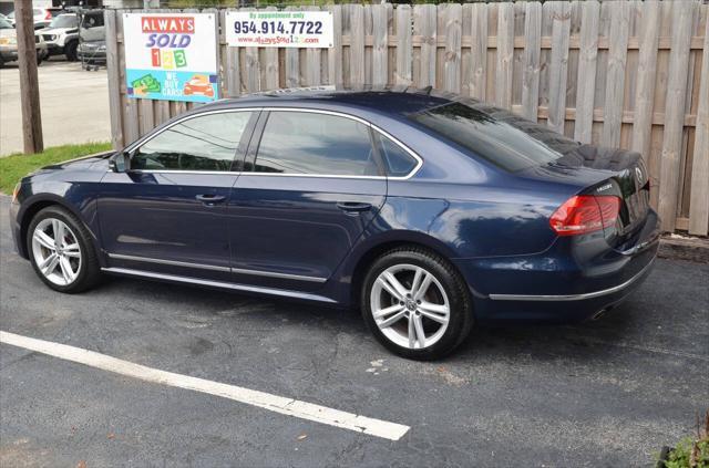Photo of 2015 Night Blue Metallic Volkswagen Passat
