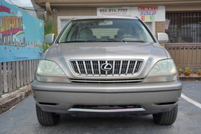 Photo of 2001 Tan Lexus RX 300