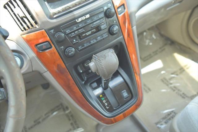 Photo of 2001 Tan Lexus RX 300