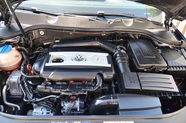 Photo of 2010 Deep Black Metallic Volkswagen Passat
