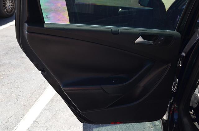 Photo of 2010 Deep Black Metallic Volkswagen Passat