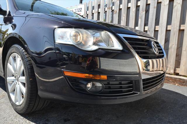 Photo of 2010 Deep Black Metallic Volkswagen Passat