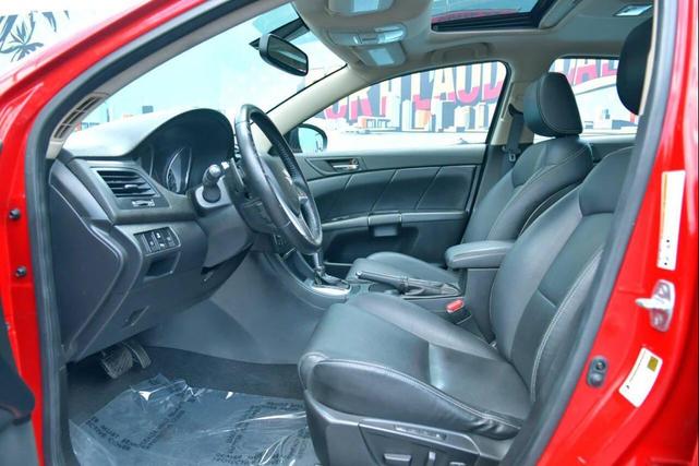 Photo of 2013 Solid Red Suzuki Kizashi