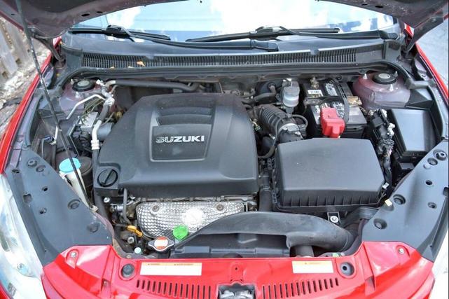 Photo of 2013 Solid Red Suzuki Kizashi