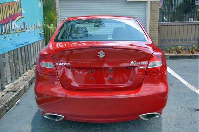 Photo of 2013 Solid Red Suzuki Kizashi