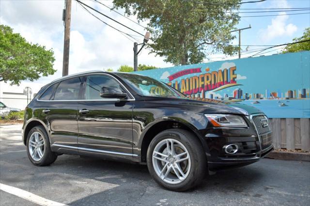 Photo of 2016 Black Audi Q5