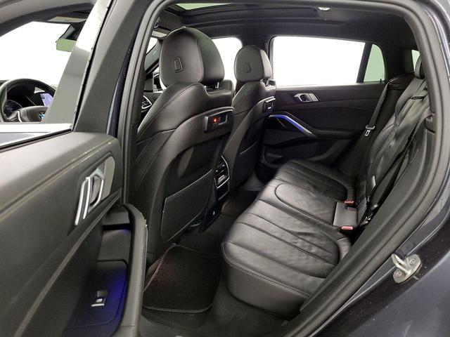Photo of 2020 Gray BMW X6