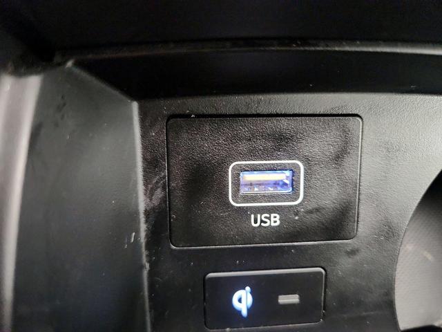 Photo of 2022 Black Hyundai SANTA FE