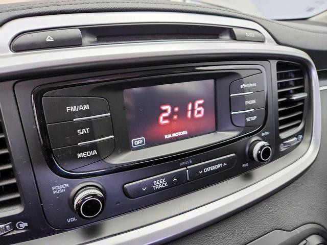 Photo of 2016 Gray Kia Sorento