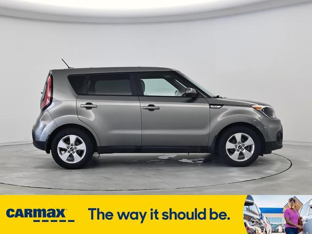 Photo of 2017 Gray Kia Soul