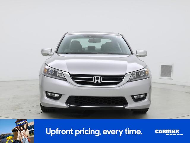 Photo of 2014 Silver Honda Accord