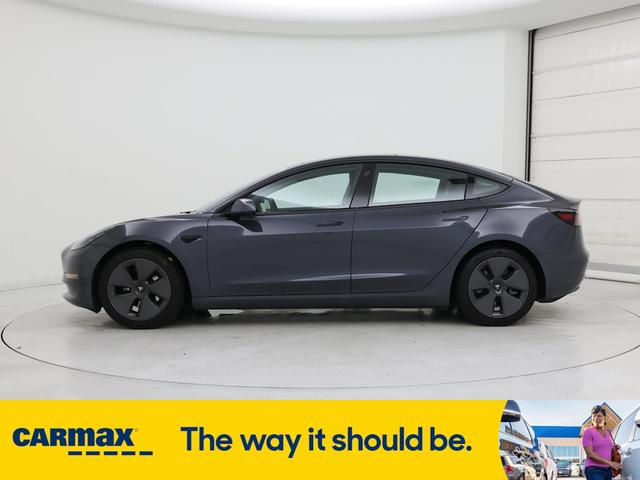 Photo of 2021 Gray Tesla Model 3