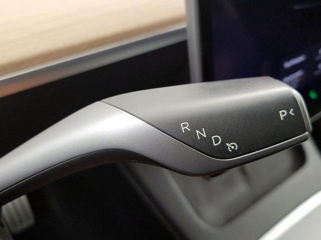 Photo of 2022 Gray Tesla Model Y