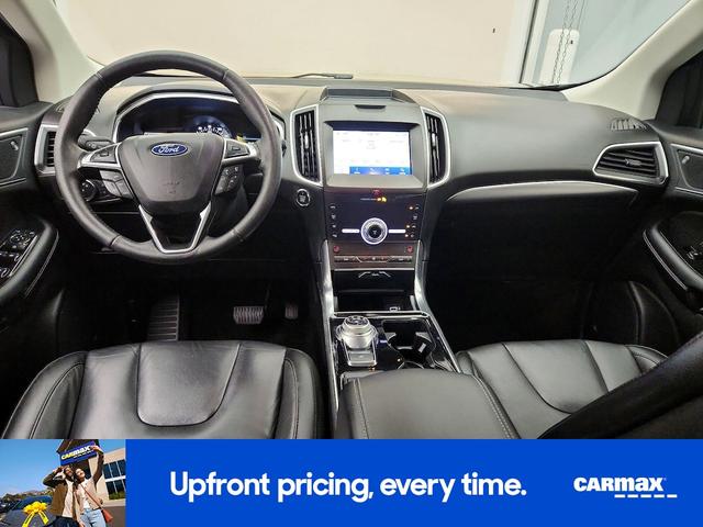 Photo of 2020 Black Ford Edge