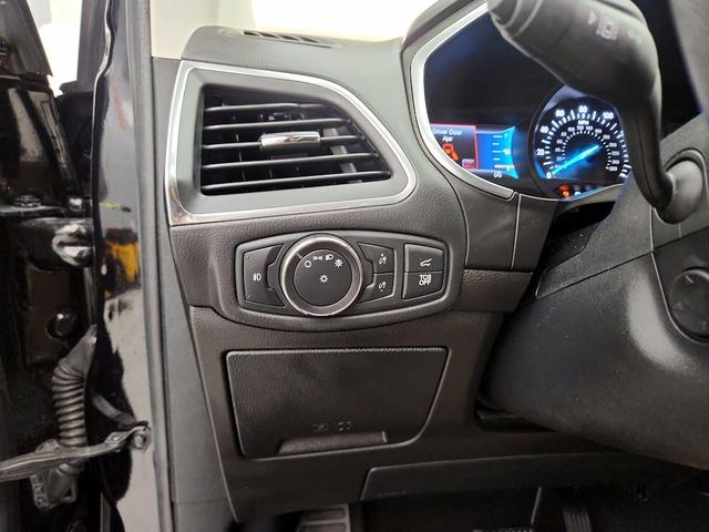 Photo of 2020 Black Ford Edge
