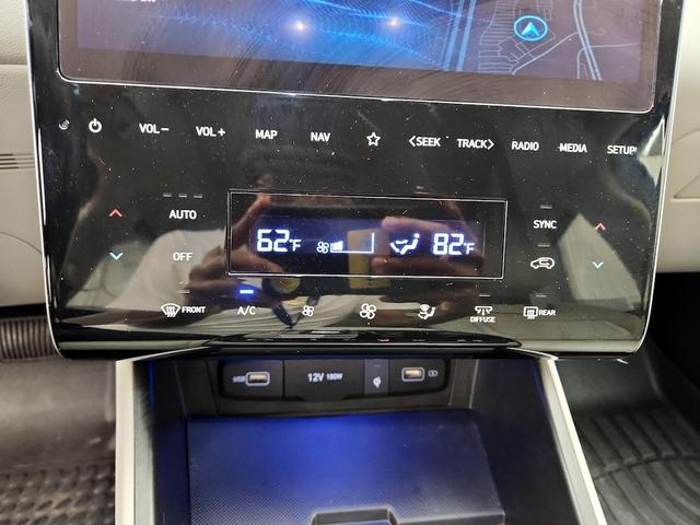 Photo of 2023 Black Hyundai TUCSON
