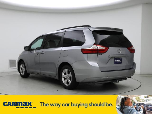 Photo of 2017 Silver Toyota Sienna