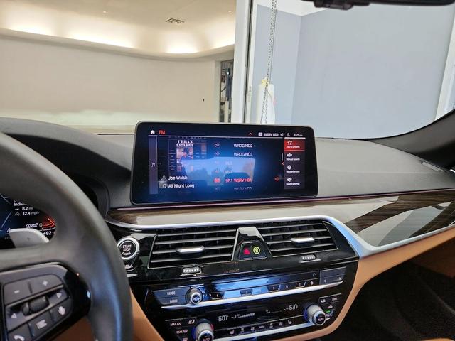 Photo of 2022 Black BMW 530