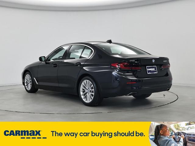 Photo of 2022 Black BMW 530