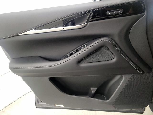 Photo of 2025 Gray INFINITI QX60