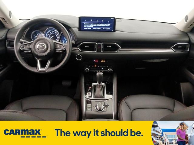 Photo of 2024 Gray Mazda CX-5
