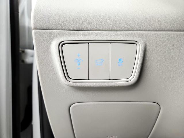 Photo of 2024 White Hyundai TUCSON