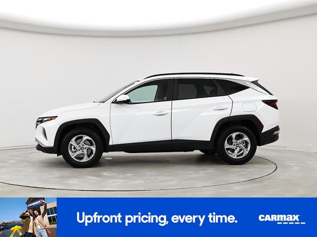 Photo of 2024 White Hyundai TUCSON