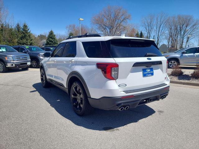 Photo of 2020 White Ford Explorer