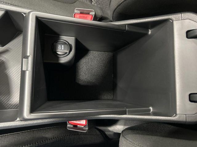 Photo of 2026 Snow White Pearl Kia Sportage