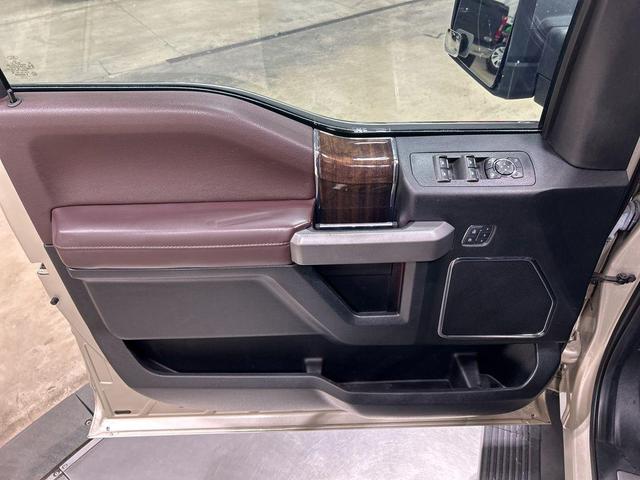Photo of 2017 White Gold Ford F-150