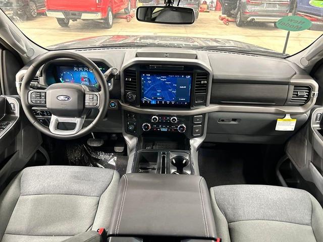 Photo of 2025 Agate Black Metallic Ford F-150