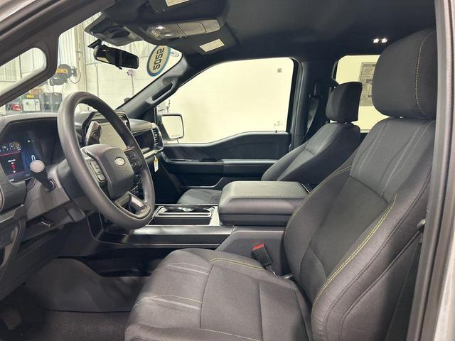 Photo of 2025 Iconic Silver Metallic Ford F-150