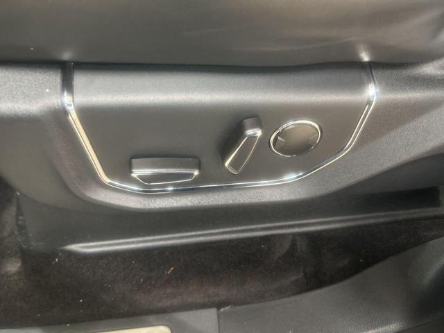 Photo of 2022 Dark Matter Metallic Ford Expedition Max