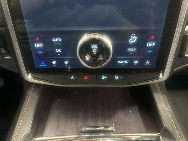 Photo of 2022 Dark Matter Metallic Ford Expedition Max