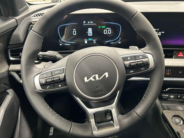 Photo of 2025 Snow White Pearl Kia Sportage