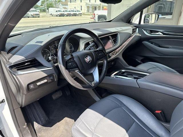 Photo of 2024 White Frost Tri-Coat Buick Enclave